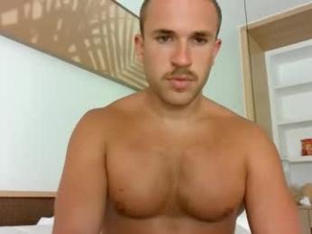 muscleshow00 — Chaturbate stream photo (May 2026)