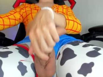 jean_dreams — 在 chaturbate 直播的网络摄像头模特