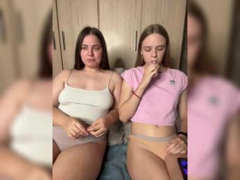Ami-Alex — 在 bongacams 直播的网络摄像头模特