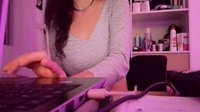 Larafoxok — 在 cam4 直播的网络摄像头模特