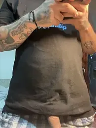 El_Titan1998 — Stripchat stream photo (Apr 2026)