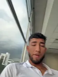 liam_bronw — Stripchat stream photo (Mar 2026)