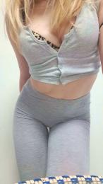 _DaddysGirl_00 — 在 cam4 直播的网络摄像头模特