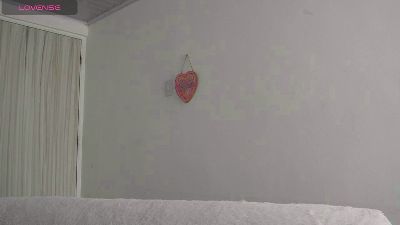 Latino_Milk_99 — 在 cam4 直播的网络摄像头模特