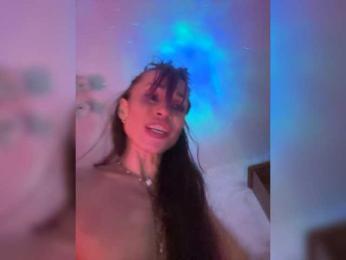 VIP17CoupleDream — 在 bongacams 直播的网络摄像头模特