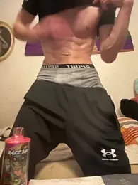 bosnianhot — Stripchat stream photo (Apr 2026)