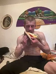 bosnianhot — 在 stripchat 直播的网络摄像头模特