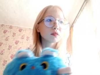 karoncabeza — 在 chaturbate 直播的网络摄像头模特