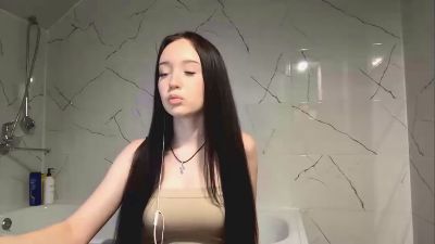 OliveRitzke — Cam4 stream photo (Apr 2026)