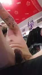 Bearded_veteran — 在 stripchat 直播的网络摄像头模特