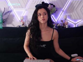 Taanni — 在 bongacams 直播的网络摄像头模特