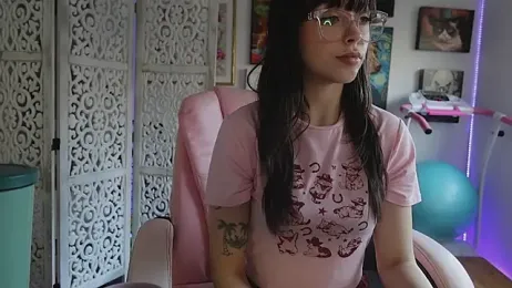 makiyahbelle — 在 stripchat 直播的网络摄像头模特