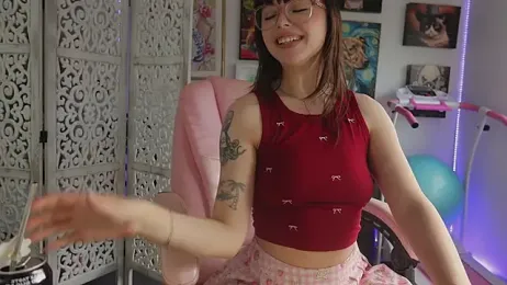 makiyahbelle — 在 stripchat 直播的网络摄像头模特