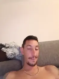 willouh-66 — Stripchat stream photo (Sep 2026)