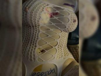 daryakotova001 — 在 bongacams 直播的网络摄像头模特