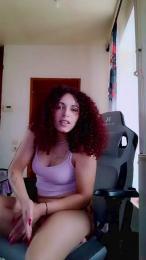 douce_lilith — Cam4 stream photo (Mar 2026)
