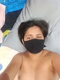 Ruhi_07 — Stripchat stream photo (Sep 2026)