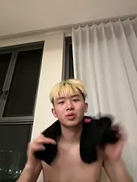 Dddd-6666 — 在 stripchat 直播的网络摄像头模特