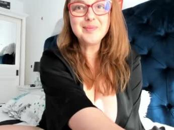 milkykandy — 在 chaturbate 直播的网络摄像头模特