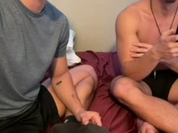 straightgoonmaster — 在 chaturbate 直播的网络摄像头模特