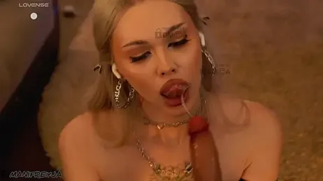 ManiFreyja — Stripchat stream photo (Aug 2026)