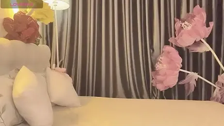 IvyMiss102 — 在 stripchat 直播的网络摄像头模特