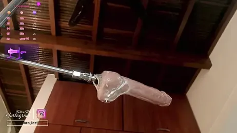 adara_le — Stripchat stream photo (Apr 2026)