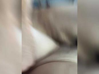 Garrr130 — 在 bongacams 直播的网络摄像头模特