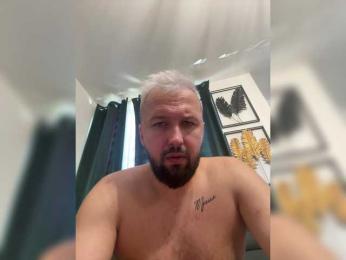 M-MVibes — 在 bongacams 直播的网络摄像头模特