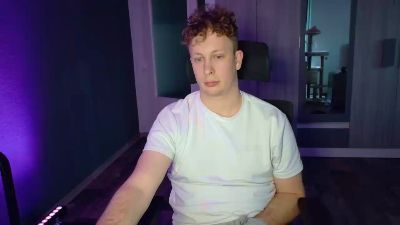 maxboner94 — Cam4 stream photo (Apr 2026)