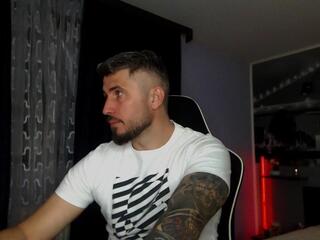 Andy Nice — 在 flirt4free 直播的网络摄像头模特