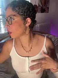 Lauyako_974 — Stripchat stream photo (Jul 2026)