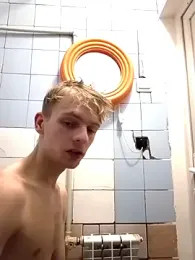 Loshka19 — Stripchat stream photo (Mar 2026)