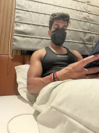 Hunkyardd — Stripchat stream photo (Feb 2026)