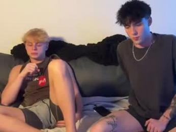natenryan — 在 chaturbate 直播的网络摄像头模特
