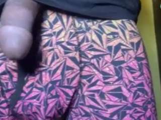 bigdeek2025 — 在 camsoda 直播的网络摄像头模特