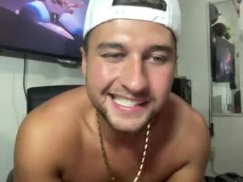matthew_monte_carlo — 在 chaturbate 直播的网络摄像头模特