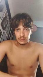 Bballss — 在 cam4 直播的网络摄像头模特