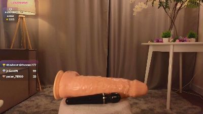 KarenLowe — Cam4 stream photo (Jun 2026)