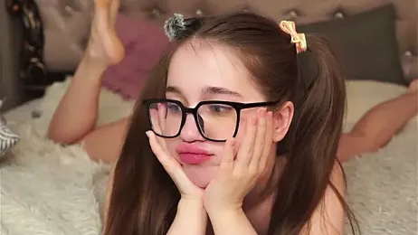 AmiLewis — 在 stripchat 直播的网络摄像头模特