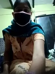 Cute-Charvii — Stripchat stream photo (Feb 2026)