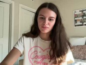 graciesmith27 — 在 chaturbate 直播的网络摄像头模特