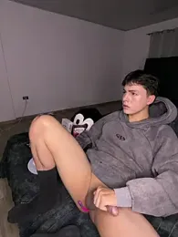 Samu__Hott21 — stripchat