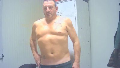 Trombatore72 — 在 cam4 直播的网络摄像头模特