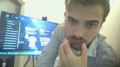 Danievio21 — 在 cam4 直播的网络摄像头模特