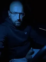 _Haptic_ — 在 stripchat 直播的网络摄像头模特