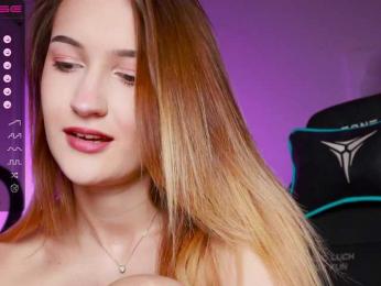 -Lana-Chester- — 在 bongacams 直播的网络摄像头模特