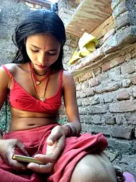 R_Roshni — 在 stripchat 直播的网络摄像头模特