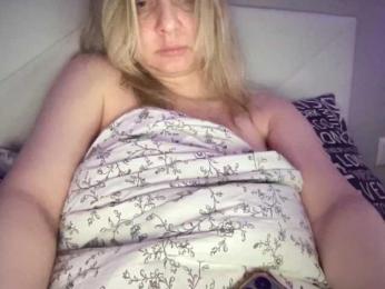 BunnyGoddess — 在 bongacams 直播的网络摄像头模特