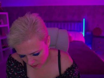 CrystalVibe — bongacams